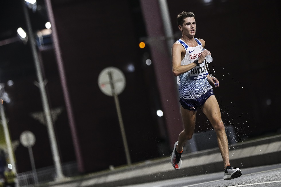 Callum Hawkins running the marathon at the World Athletics Championships in Doha