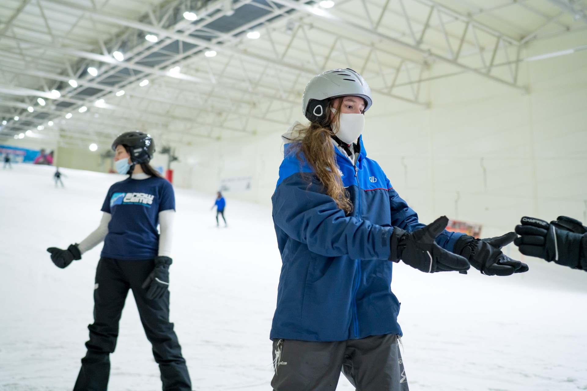 Kira Skiing